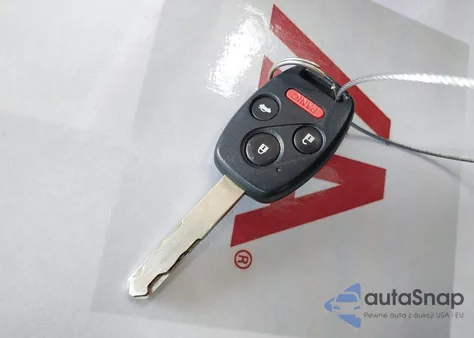 2011 Honda Accord 2.4 Lx z USA, uszkodzony, nr VIN 1HGCP2E31BA149488